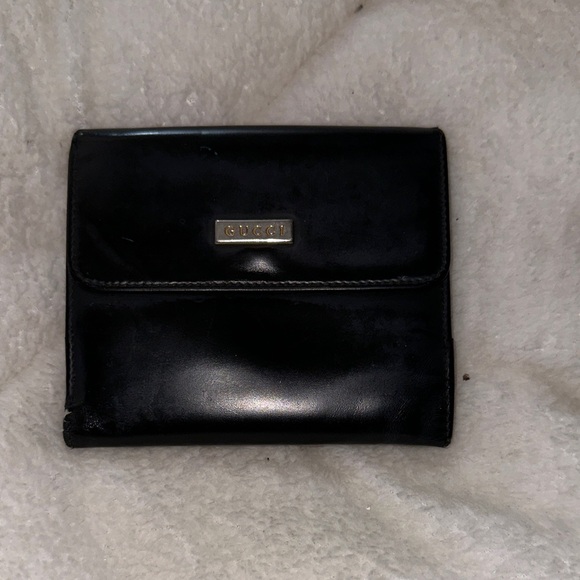 Gucci Black Leather Wallet damaged